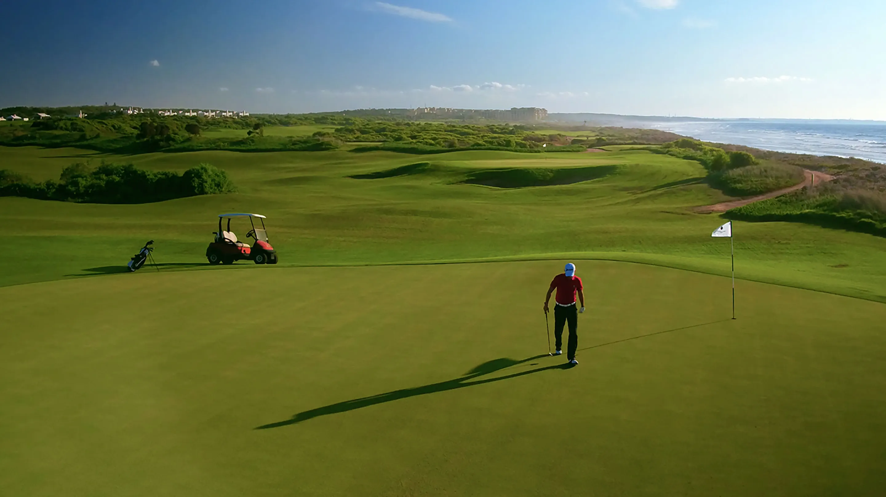 Mazagan Beach and Golf Resort - experience our Gary Player, par-72 golf course alongside Atlantic views of the ocean