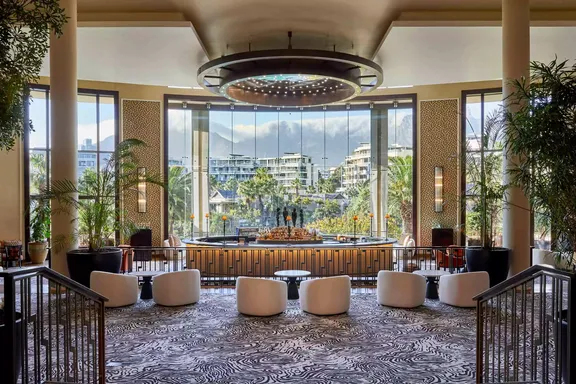The interior of Vista Bar and Lounge at One&Only Cape Town
