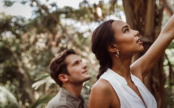 Couple at Nature Walk | One&Only Mandarina