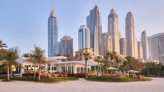 oorm-dining-beach-bar-and-grill-exterior