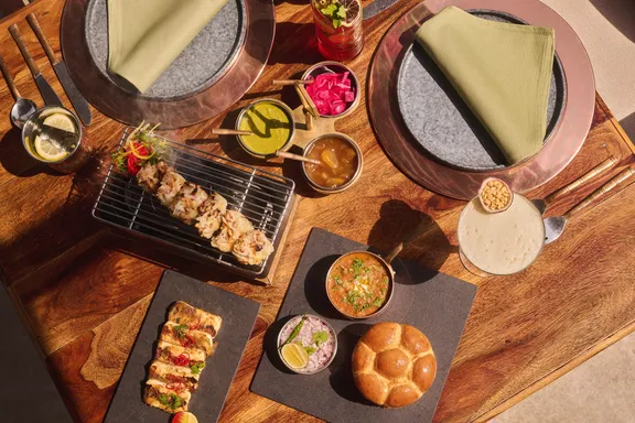 Bab Al Shams-Dining-Rait_04.jpg