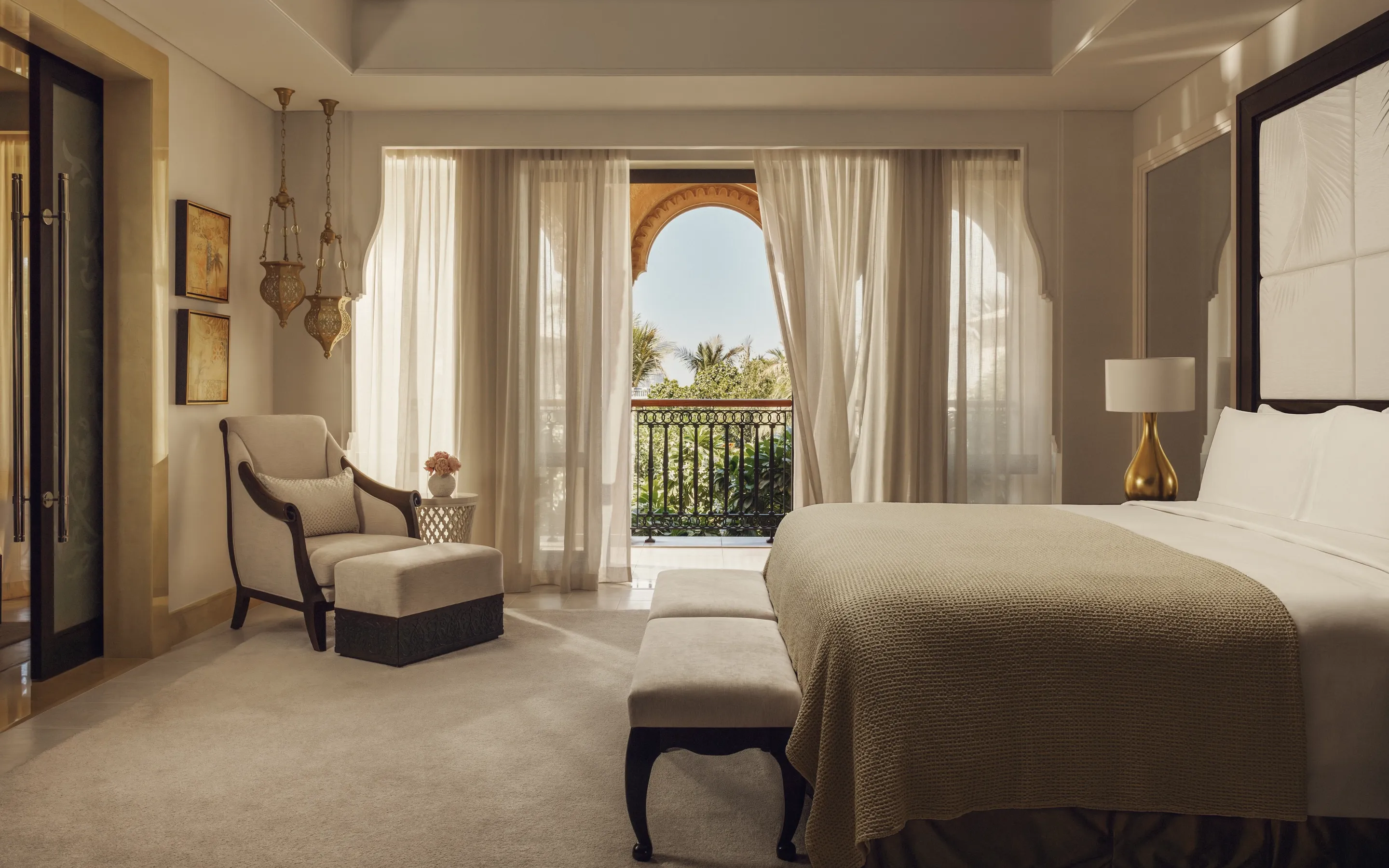 Bedroom of Executive Suite, Manor House at One&Only The Palm