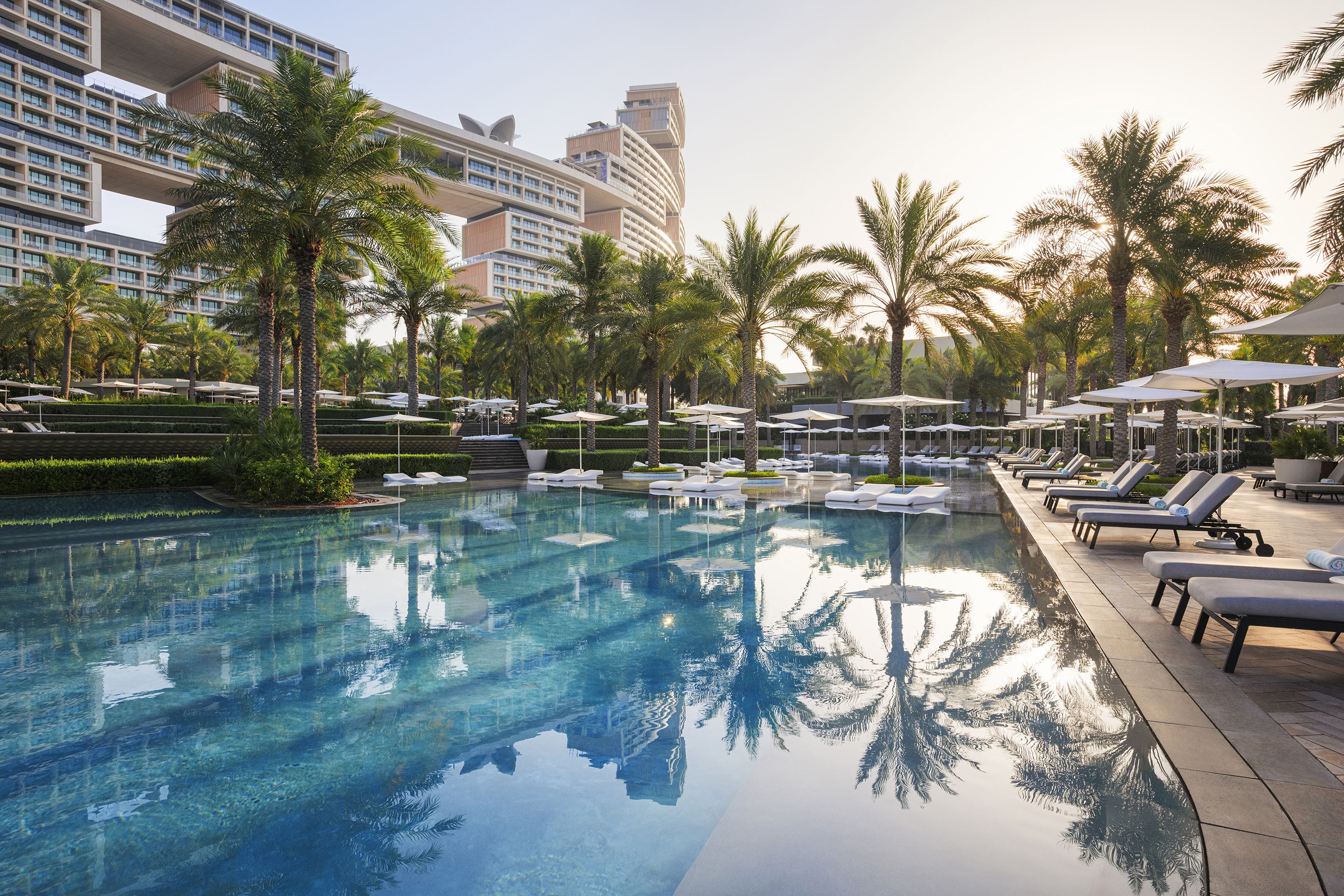 Royal Pool - Atlantis the Royal 