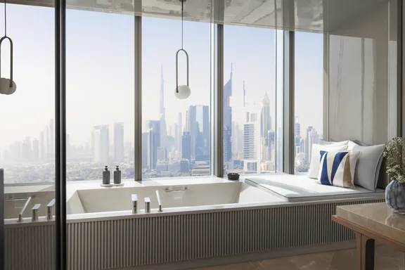 One&Only One Za'abeel - Za'abeel Suite - Bathroom - Bathtub - View