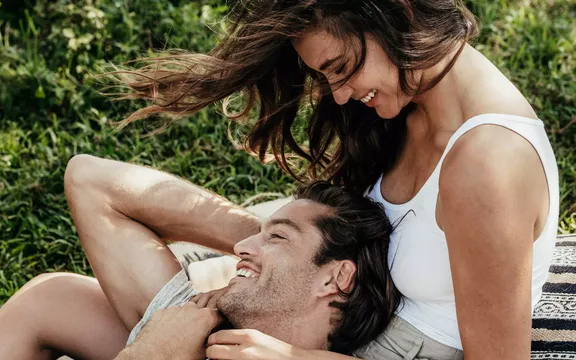 Couple Having a Picnic at One&Only Resorts