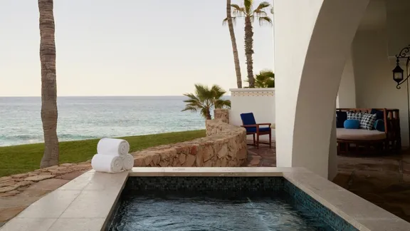 One Bedroom Suite Header (1920 x 640 px).jpg