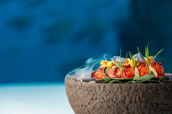 https://assets.kerzner.com/api/public/content/3b55b6e8fa6d46f2bbdfa3a86c5798f9?t=w576&v=51955f74