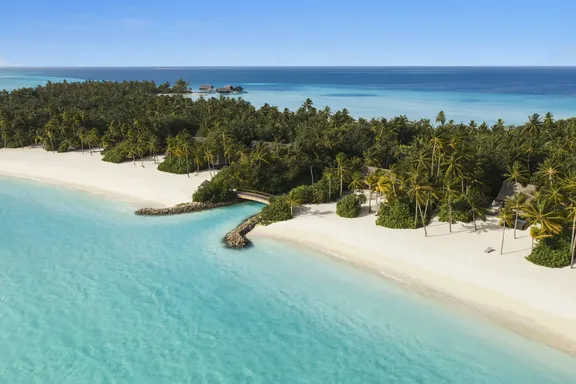 Drone View | One&Only Reethi Rah