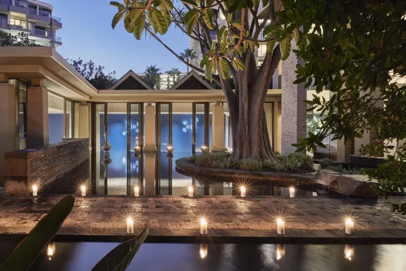 One&Only Spa Garden in the Evening