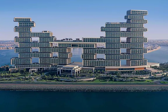 Day Time Shot at Atlantis The Royal