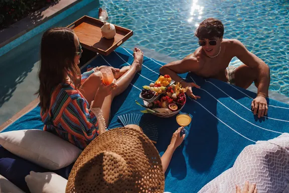 Nobu By The Beach Lifestyle By The Pool