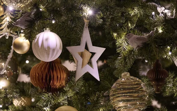 Christmas Tree Decoration at One&Only The Palm, Dubai