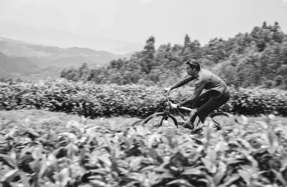 Man Mountain Biking at One&Only Nyungwe House