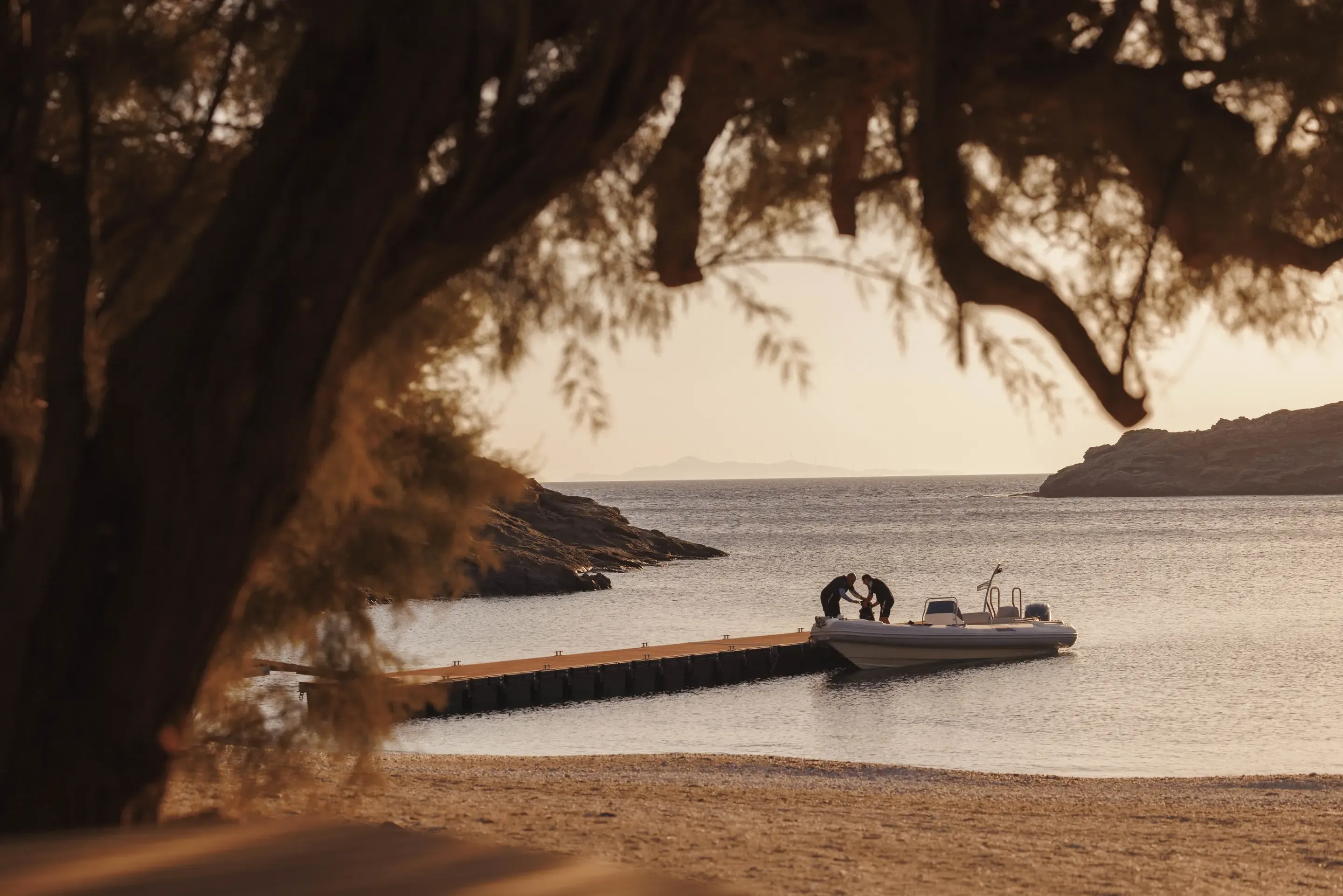 Divers at One&Only Kéa Island