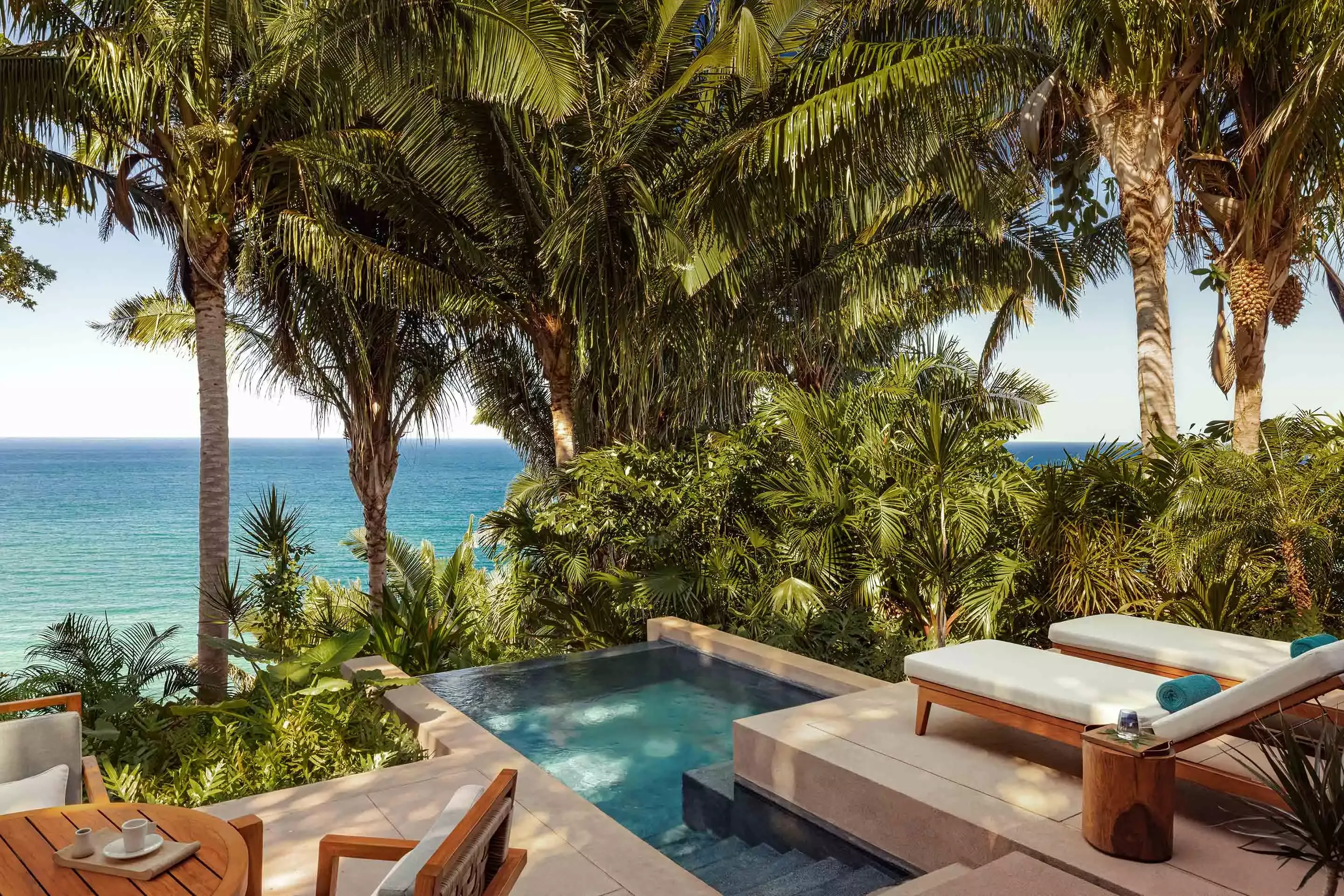 Outdoor view of the Panoramic Ocean Cliff Villa at One&Only Mandarina