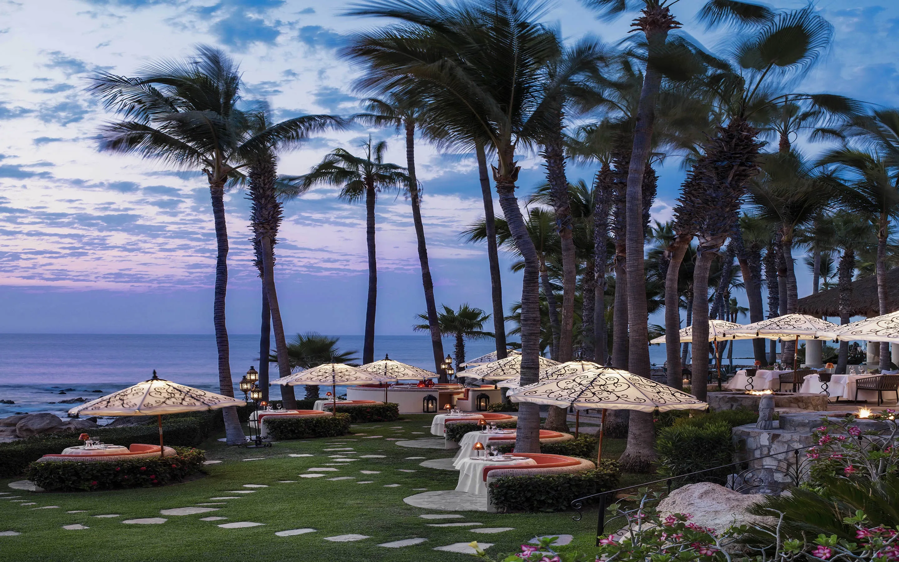 Ocean view tables at Agua Restaurant One&Only Palmilla