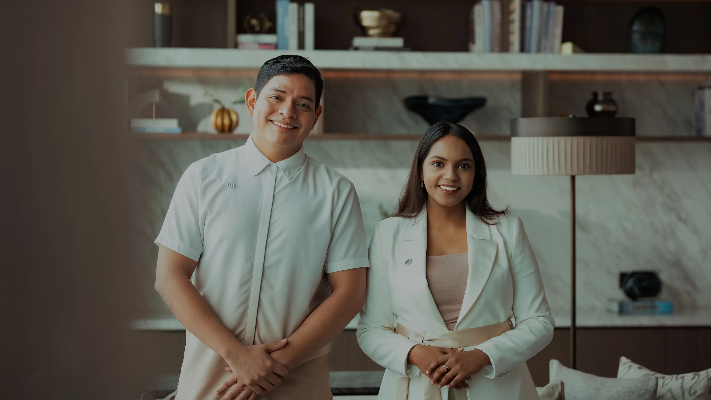 Hotel staff welcoming - HR
