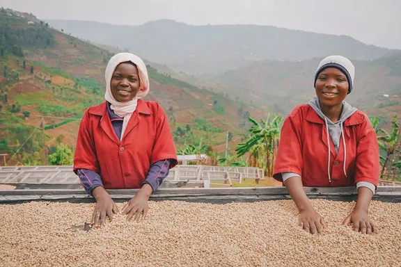 Women at One&Only Gorilla's Nest