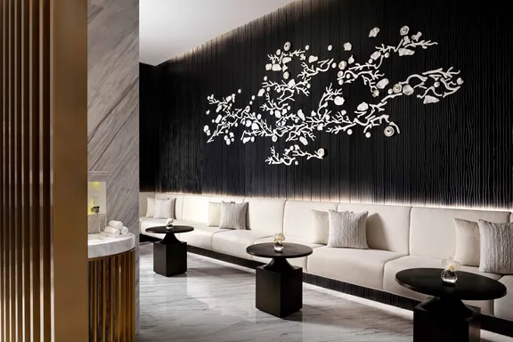 AWAKEN Lounge at Atlantis The Royal