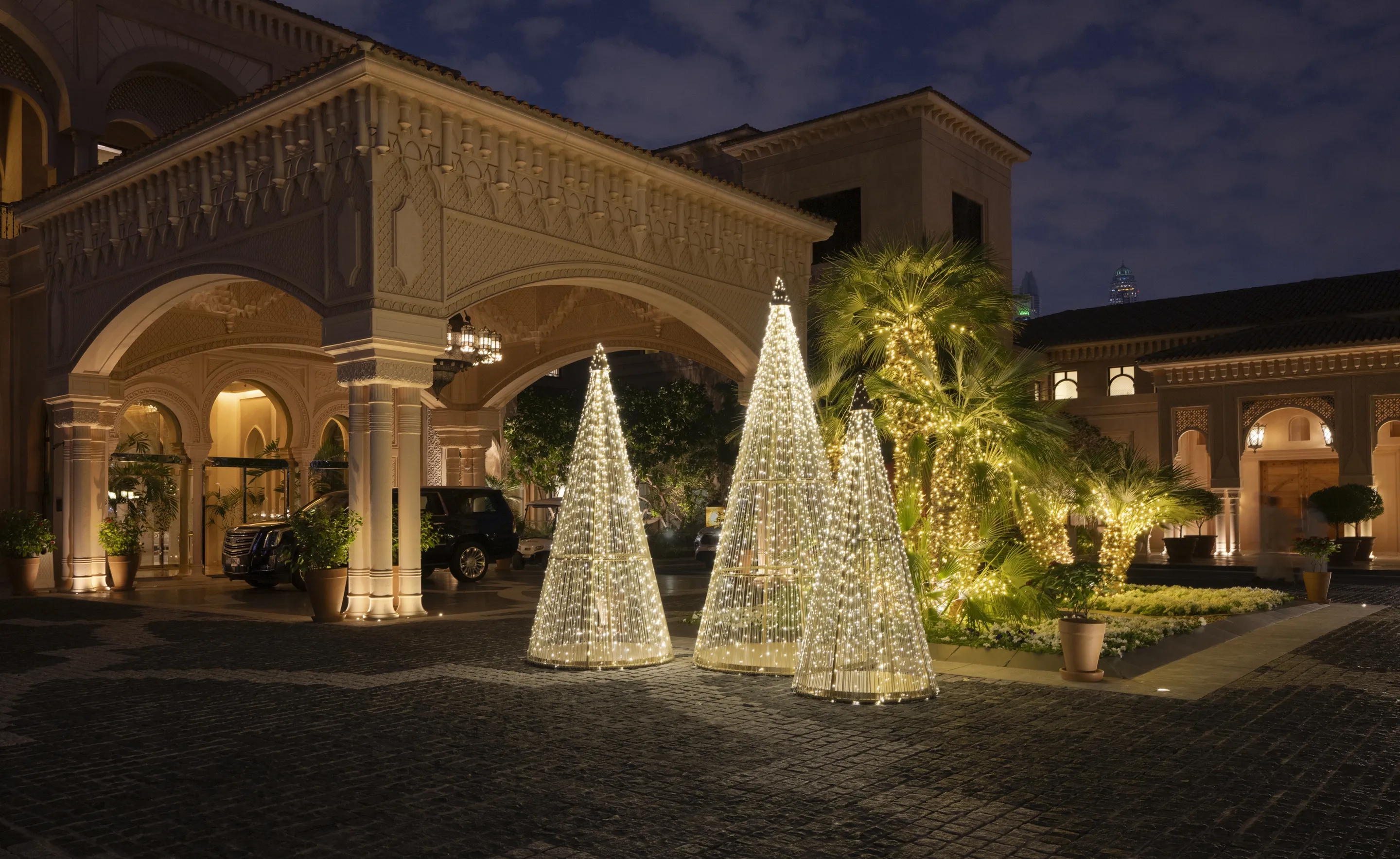 One&Only The Palm - Festive - Porte Cochere