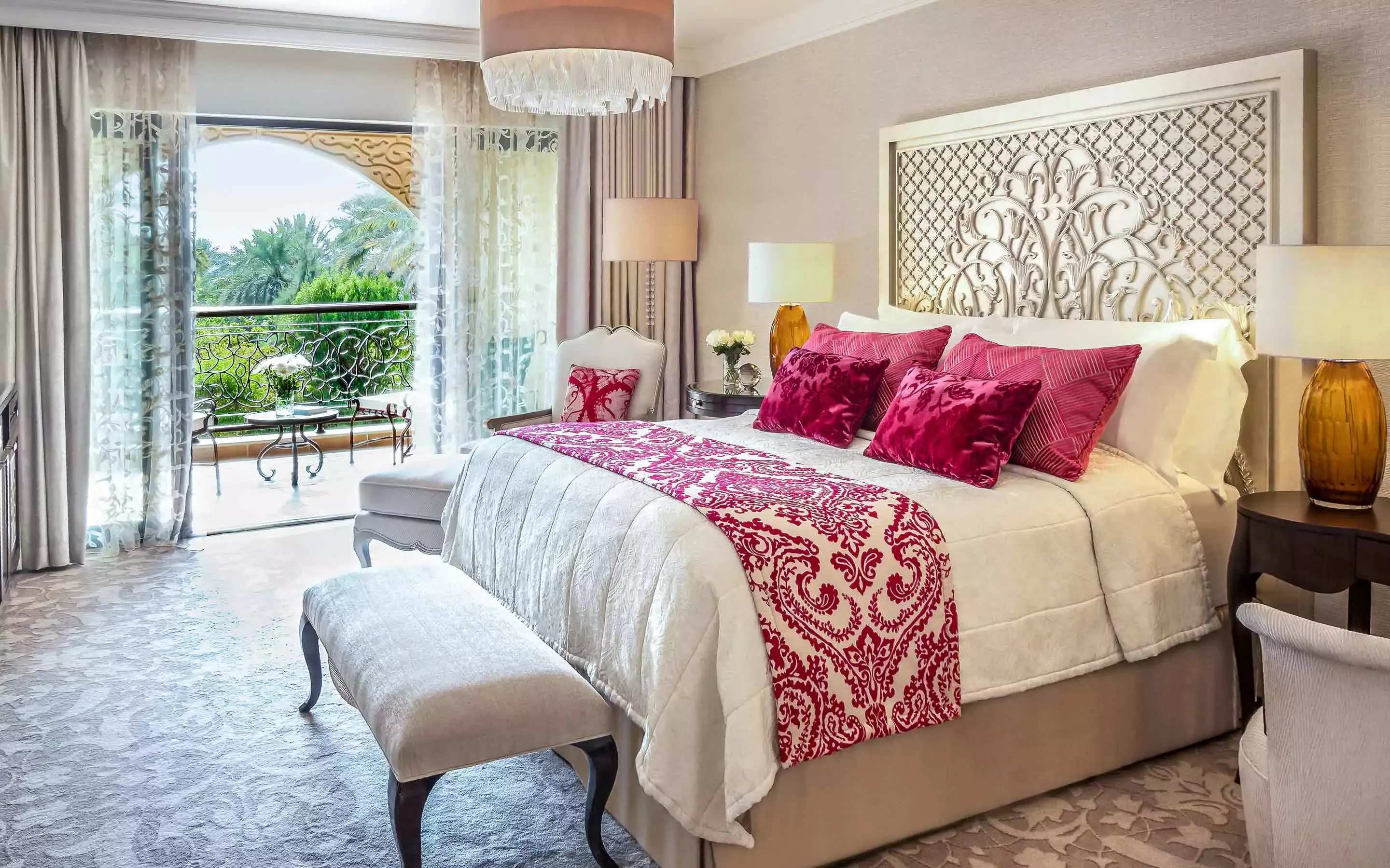 Executive Suite King Bedroom at Arabian Court | One&Only Royal Mirage