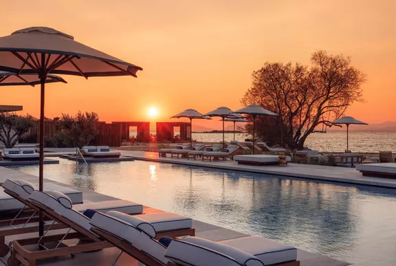 One&Only Aesthesis - Pool View, Sunset